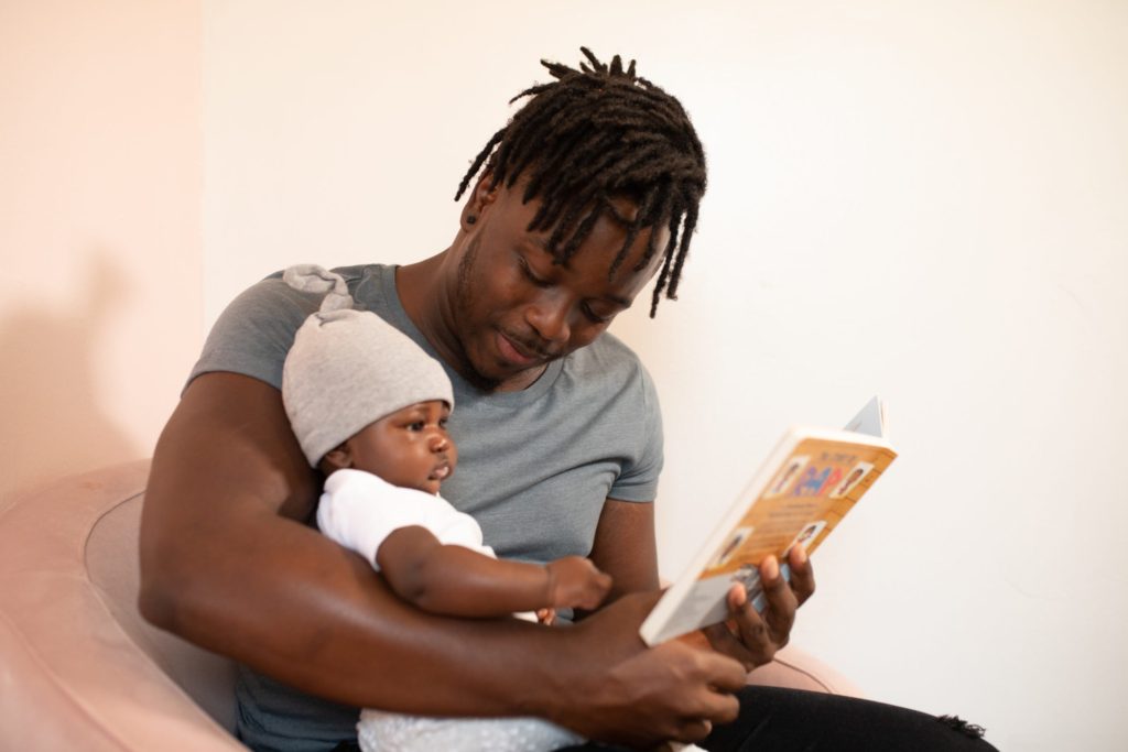 pre-reading literacy strategies for babies and toddlers